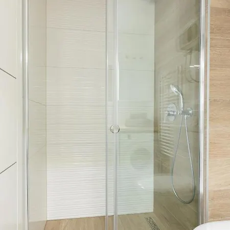 Silver Sea Apartment *